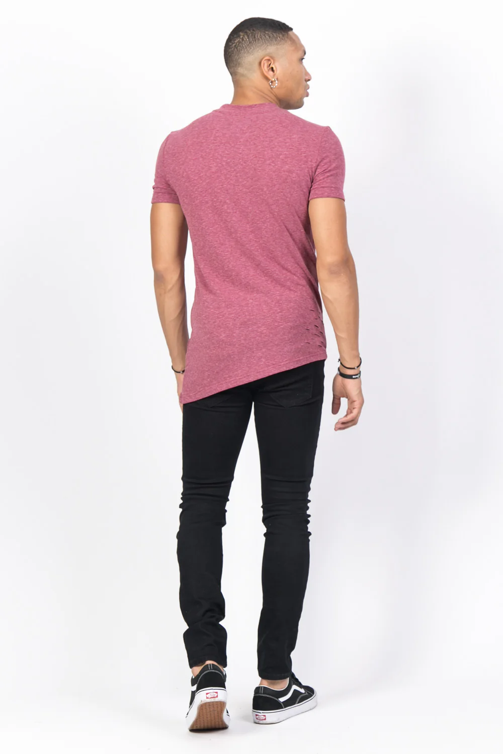 T-shirt trous asymétrique bordeaux - Image 3