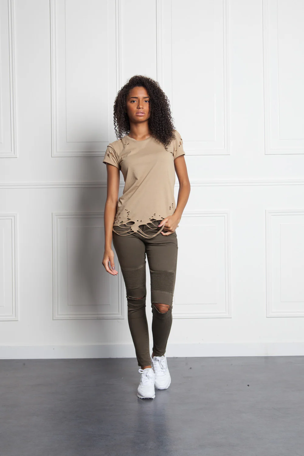 T-shirt uni destroy Femme beige W2370VTS - Image 2
