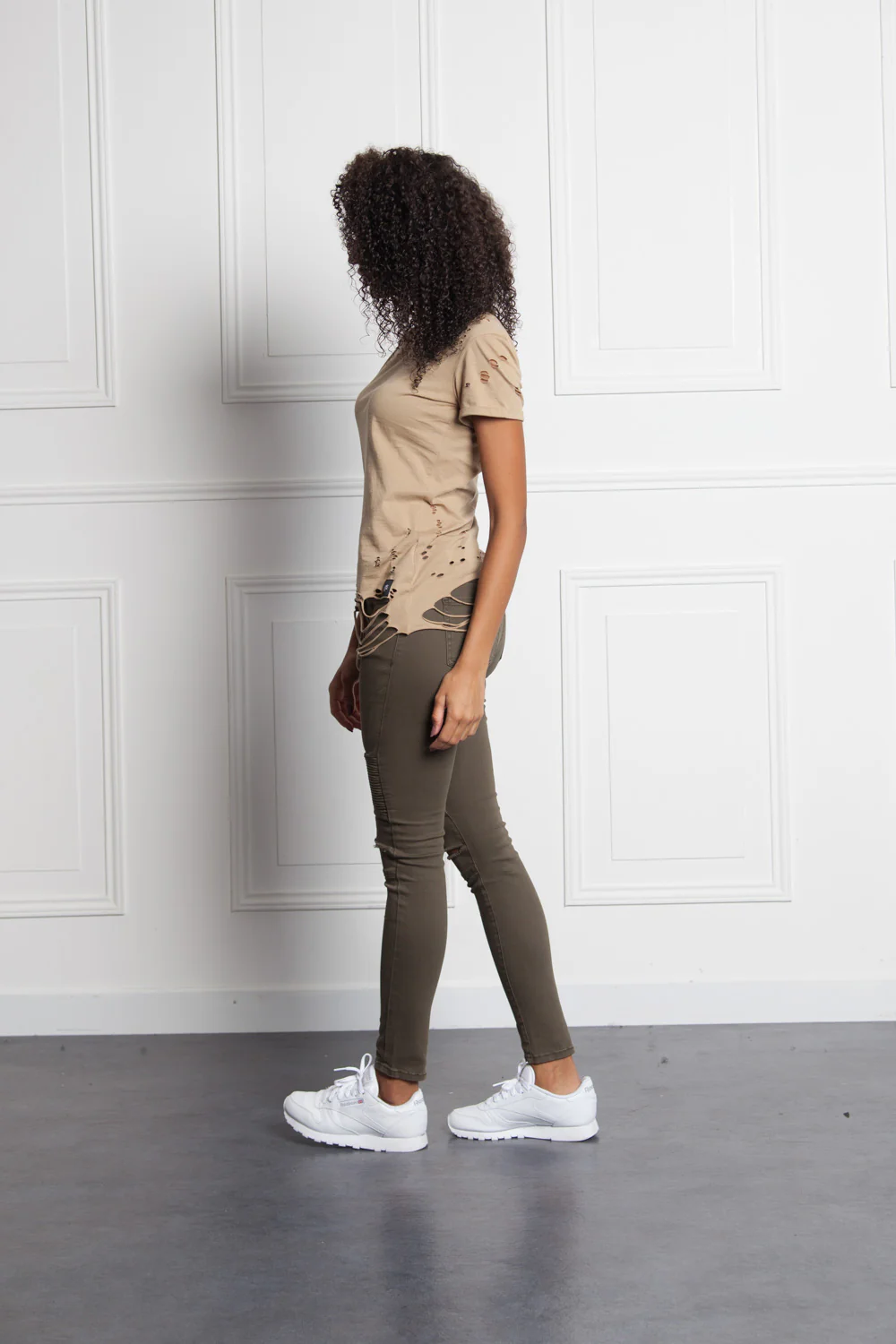 T-shirt uni destroy Femme beige W2370VTS - Image 5