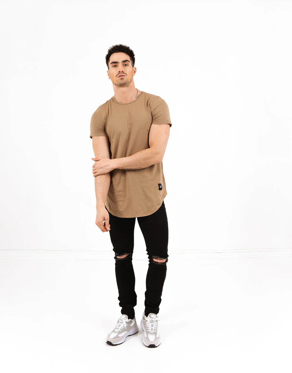 T-shirt bas arrondi Beige - Image 4