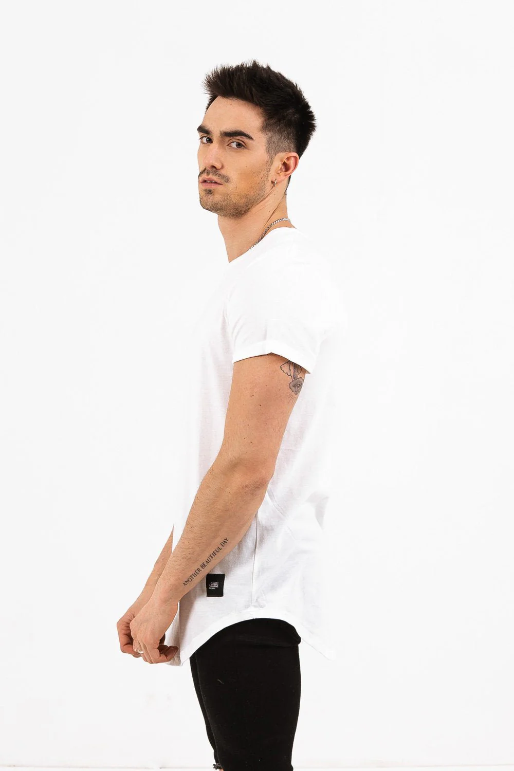 T-shirt bas arrondi Blanc - Image 2