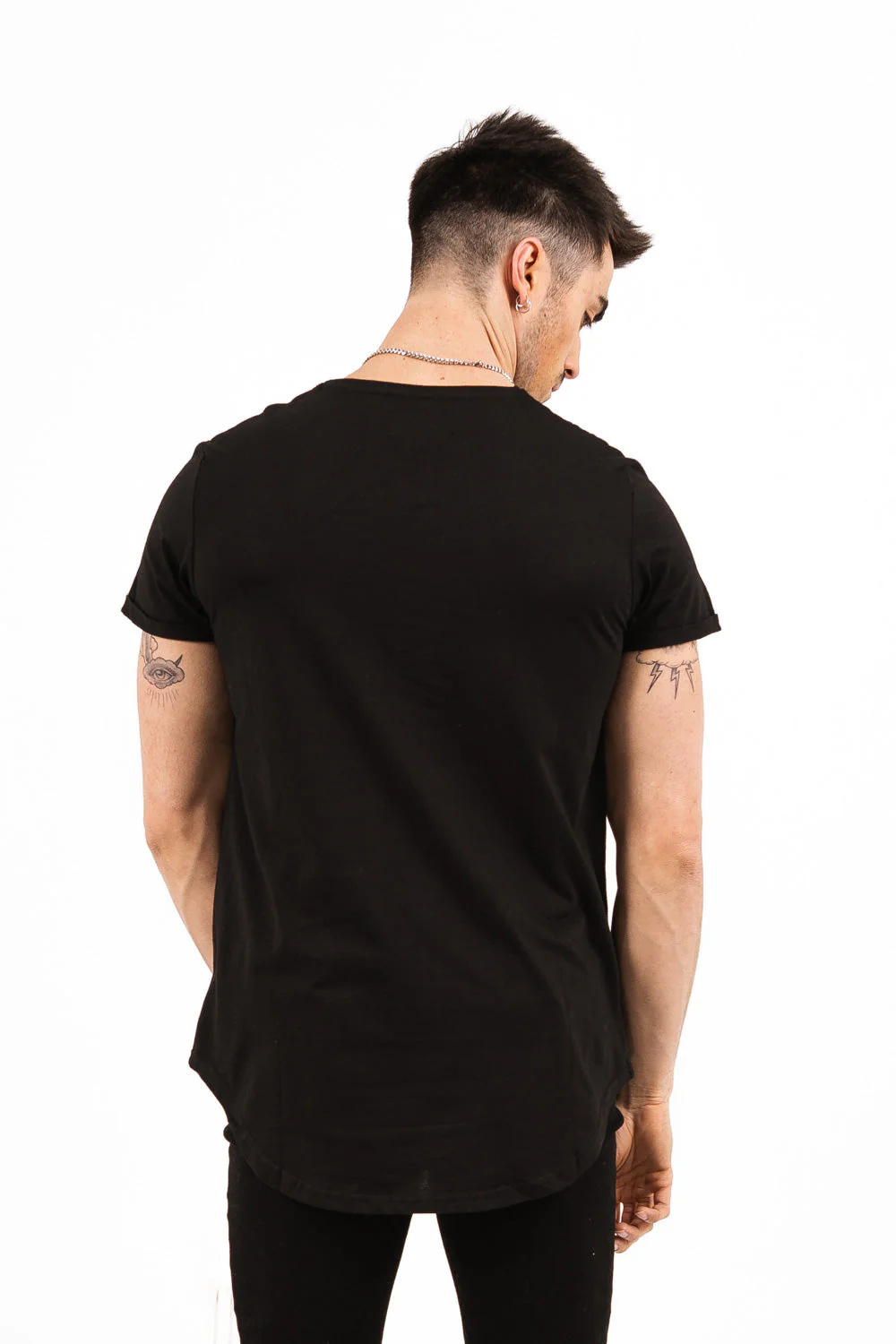 T-shirt bas arrondi Noir - Image 4