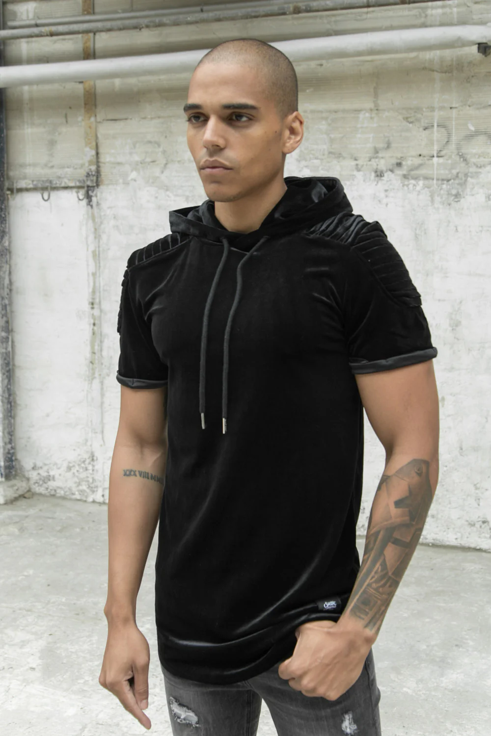 T-shirt velours biker ajusté noir - Image 5