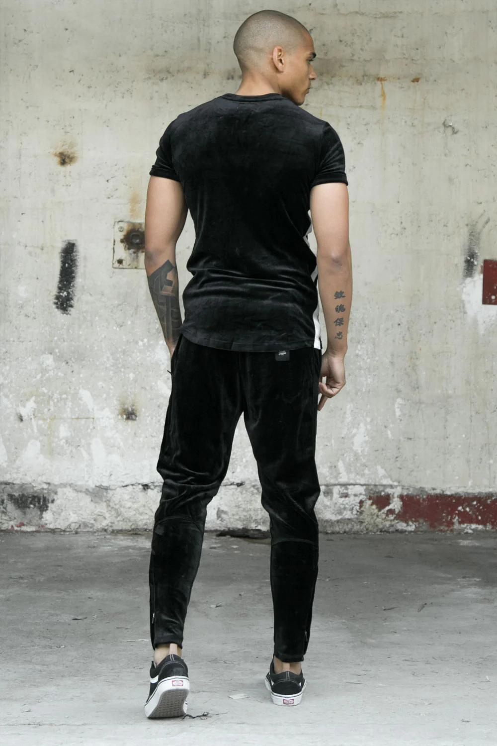T-shirt velours logo racing noir - Image 3