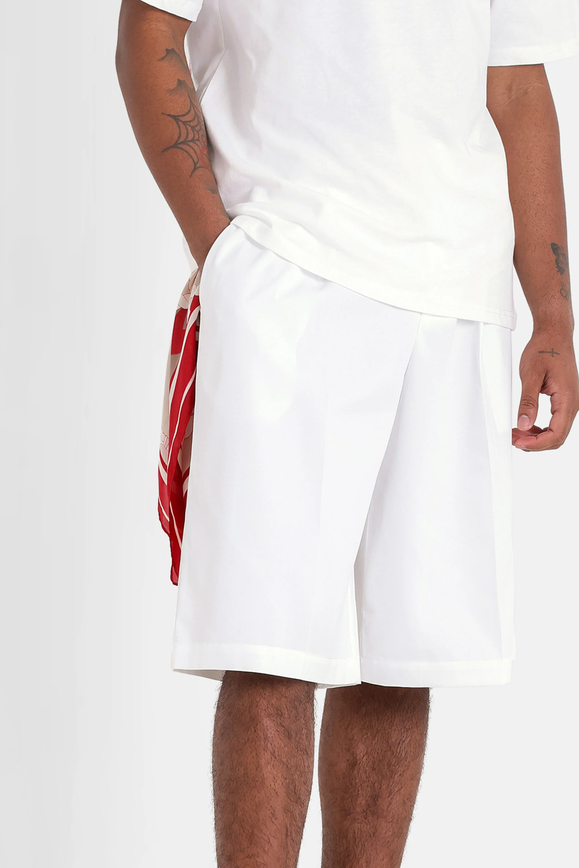 TAILORED short - Image 3