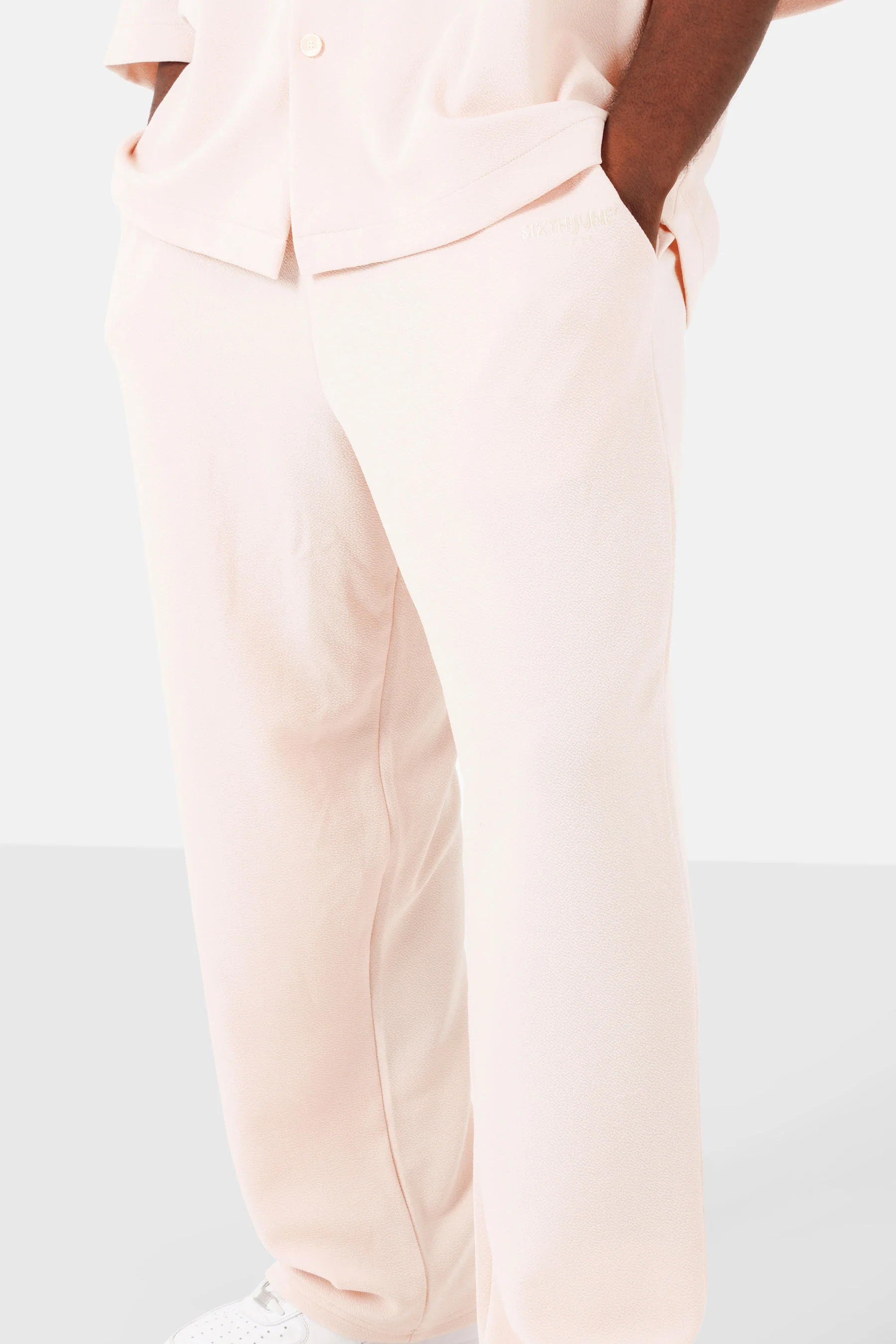 TEXTURED summer pant - Image 3