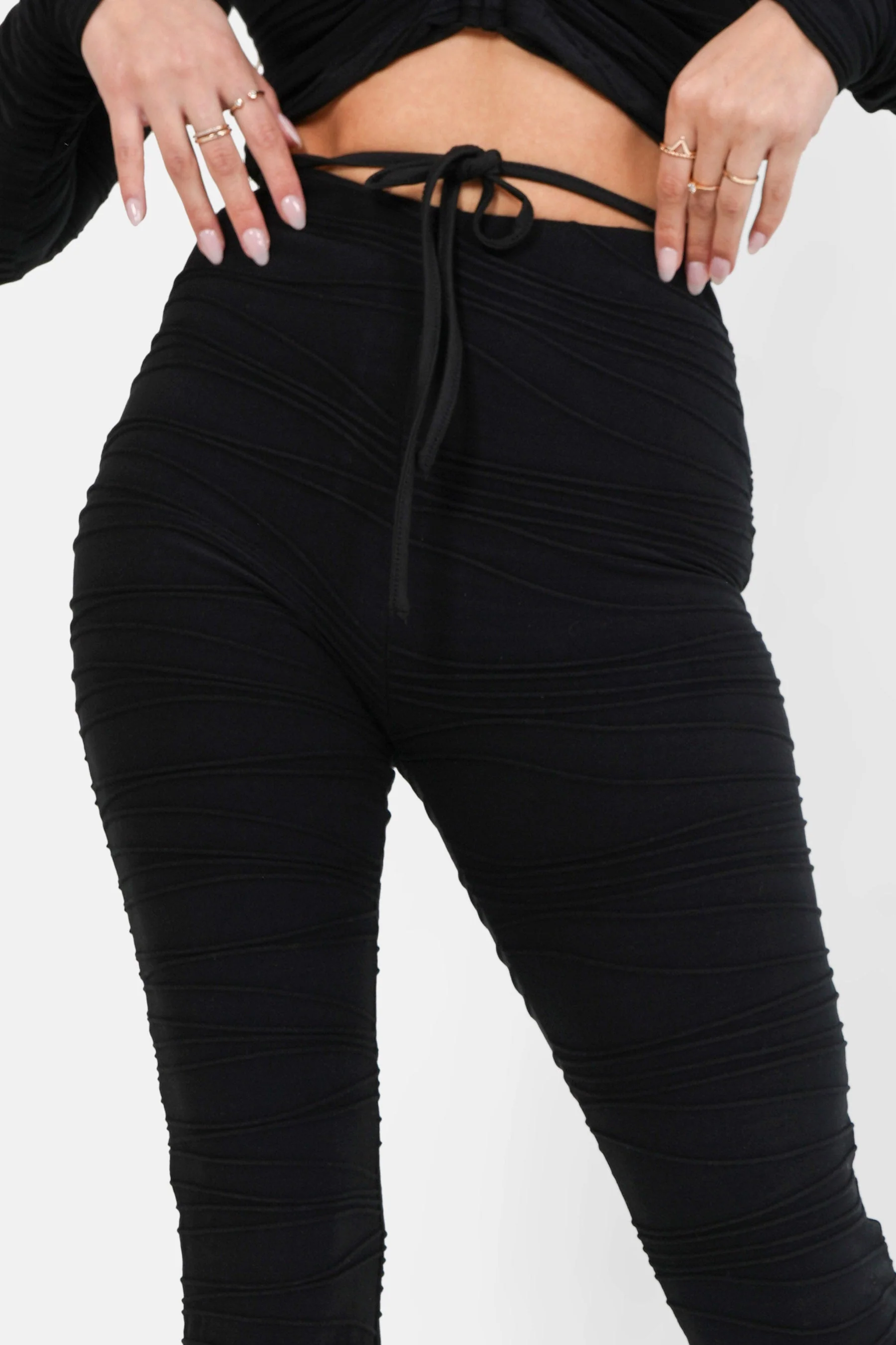 Pantalon texturé évasé Noir - Image 4