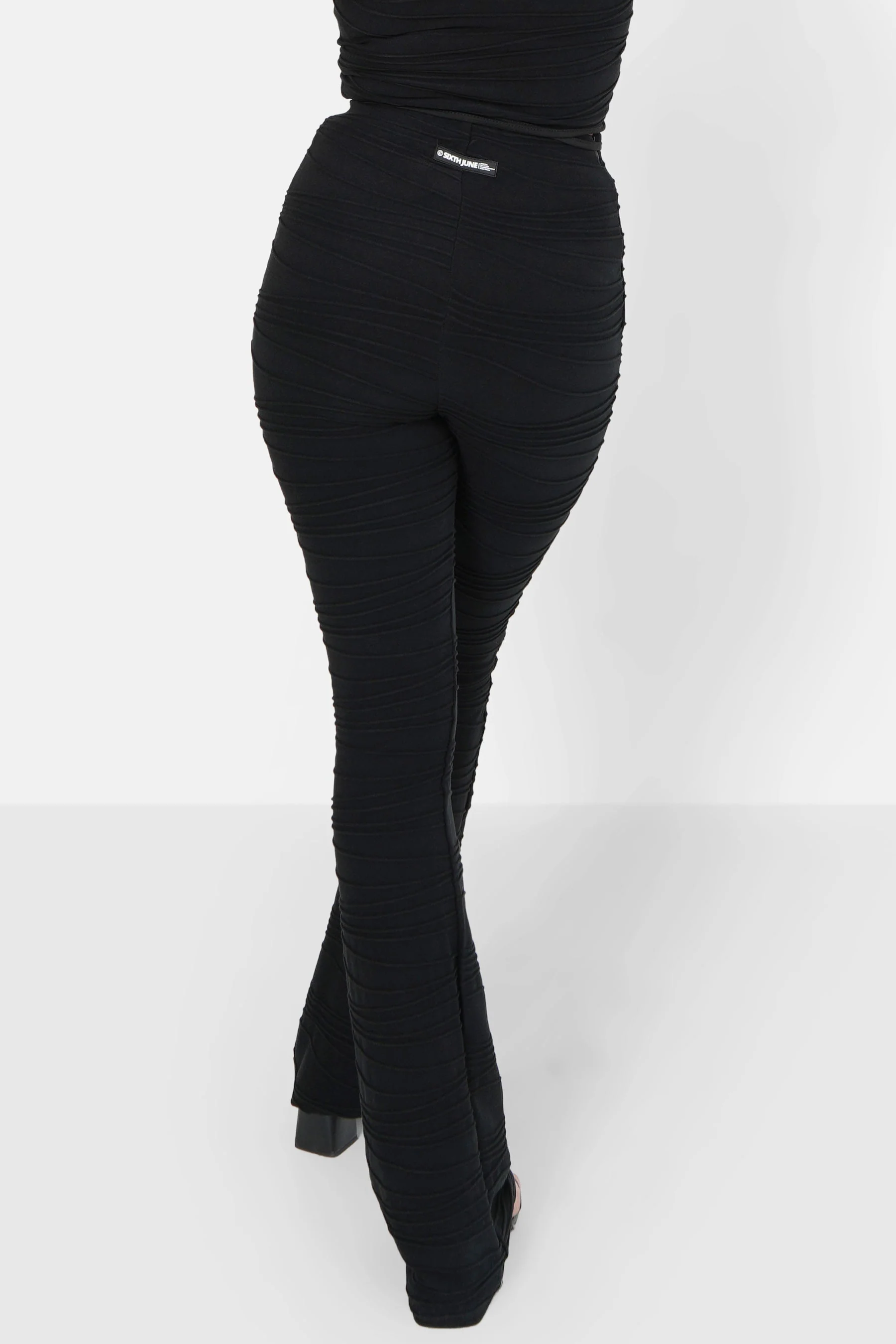 Pantalon texturé évasé Noir - Image 5