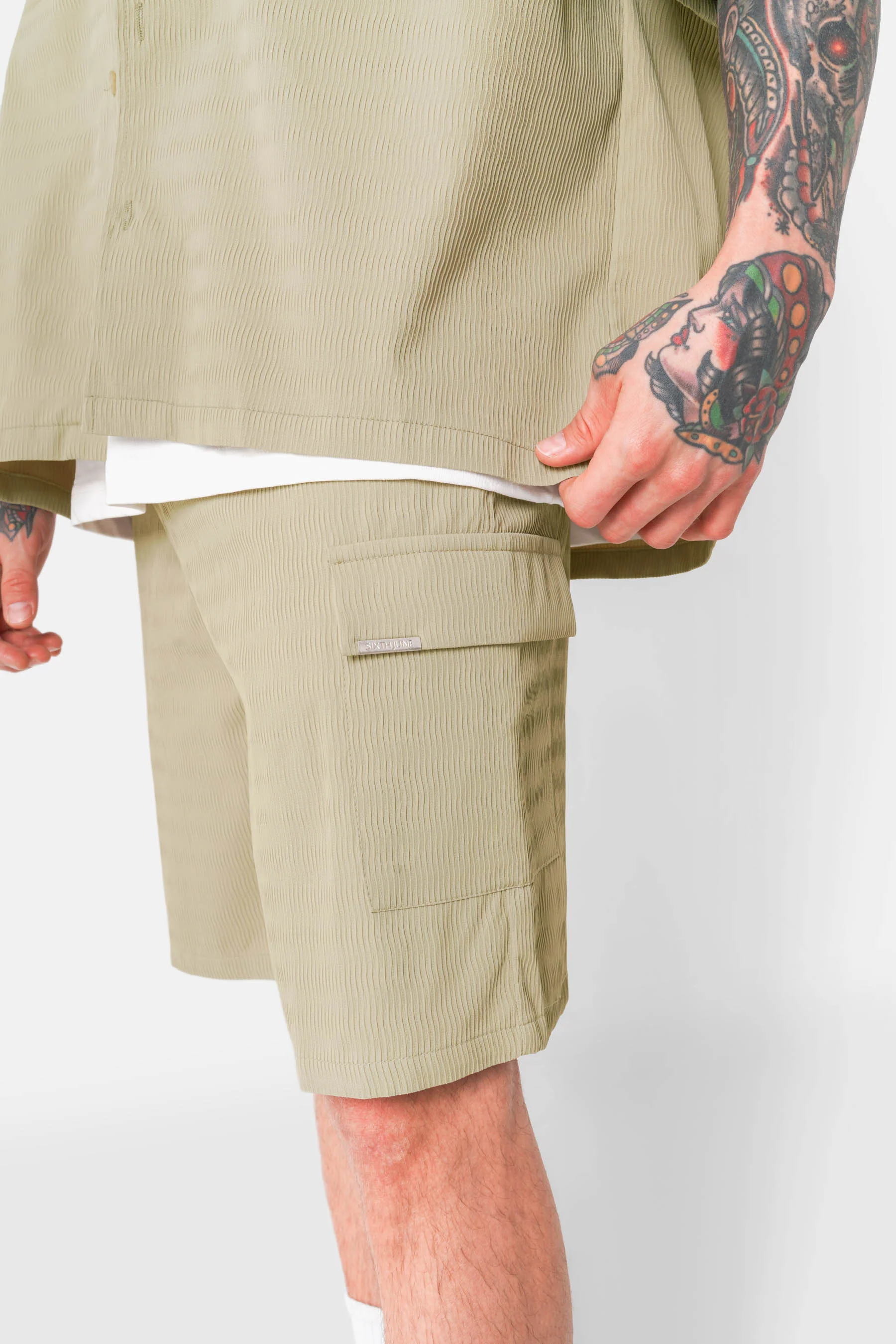 Short texturé cargo Vert kaki - Image 4