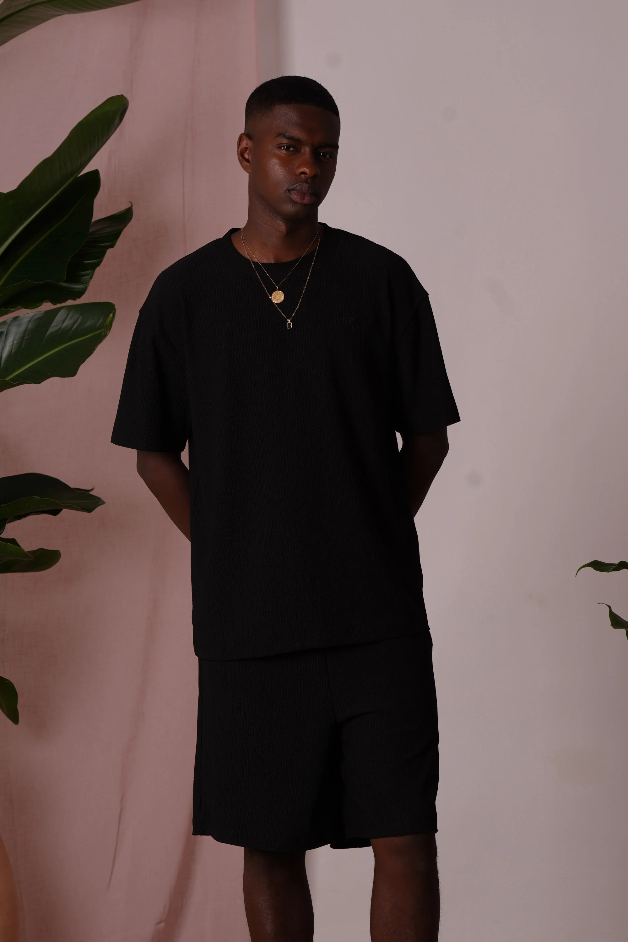 T-shirt texturée broderie Noir - Image 6