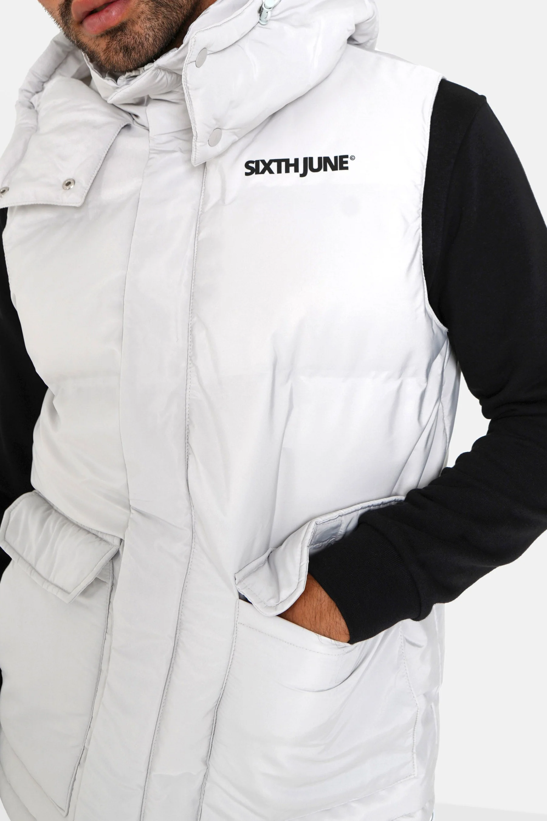THERMO sleeveless puffer jacket - Image 4