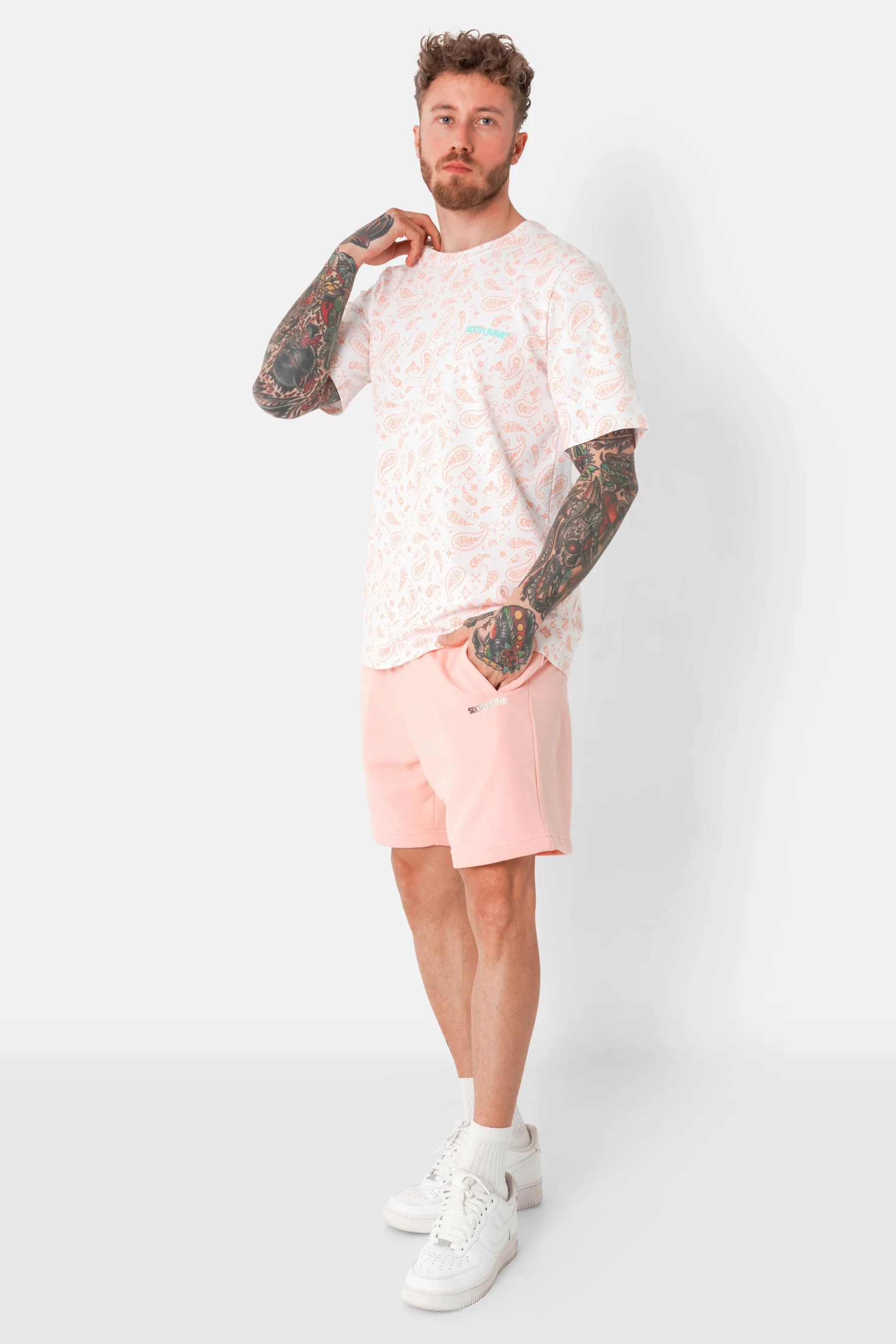TIE AND DYE logo short - Image 2