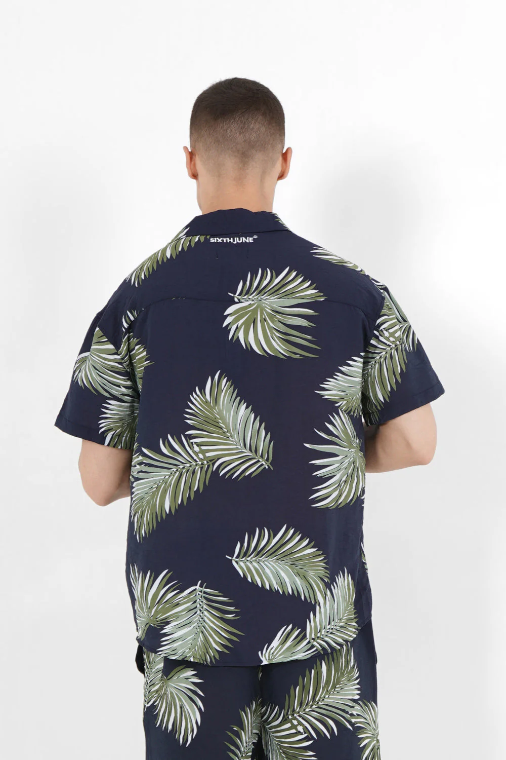 Chemise fluide tropicale Bleu foncé - Image 5