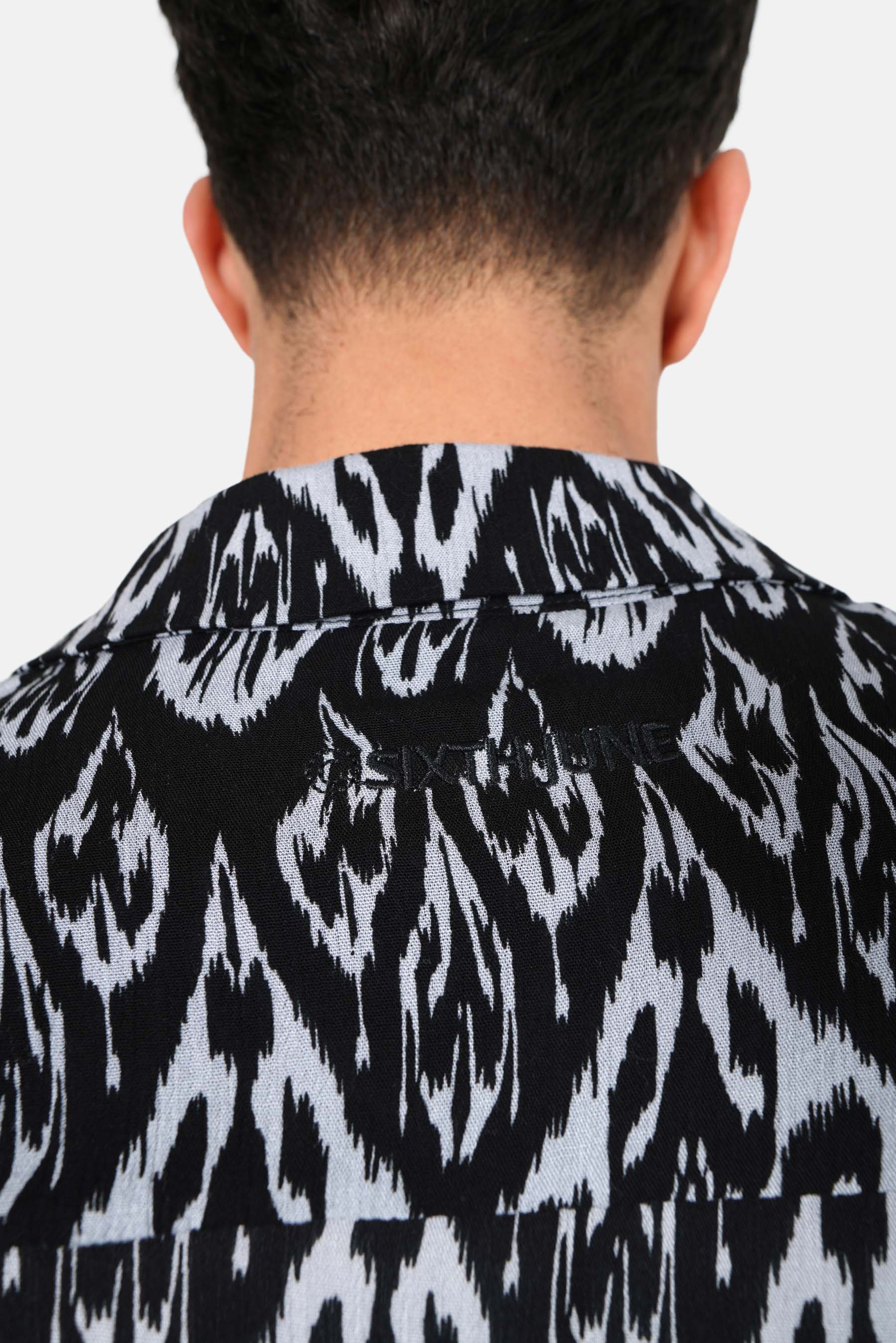 Chemise fluide motif aztèque Noir - Image 3