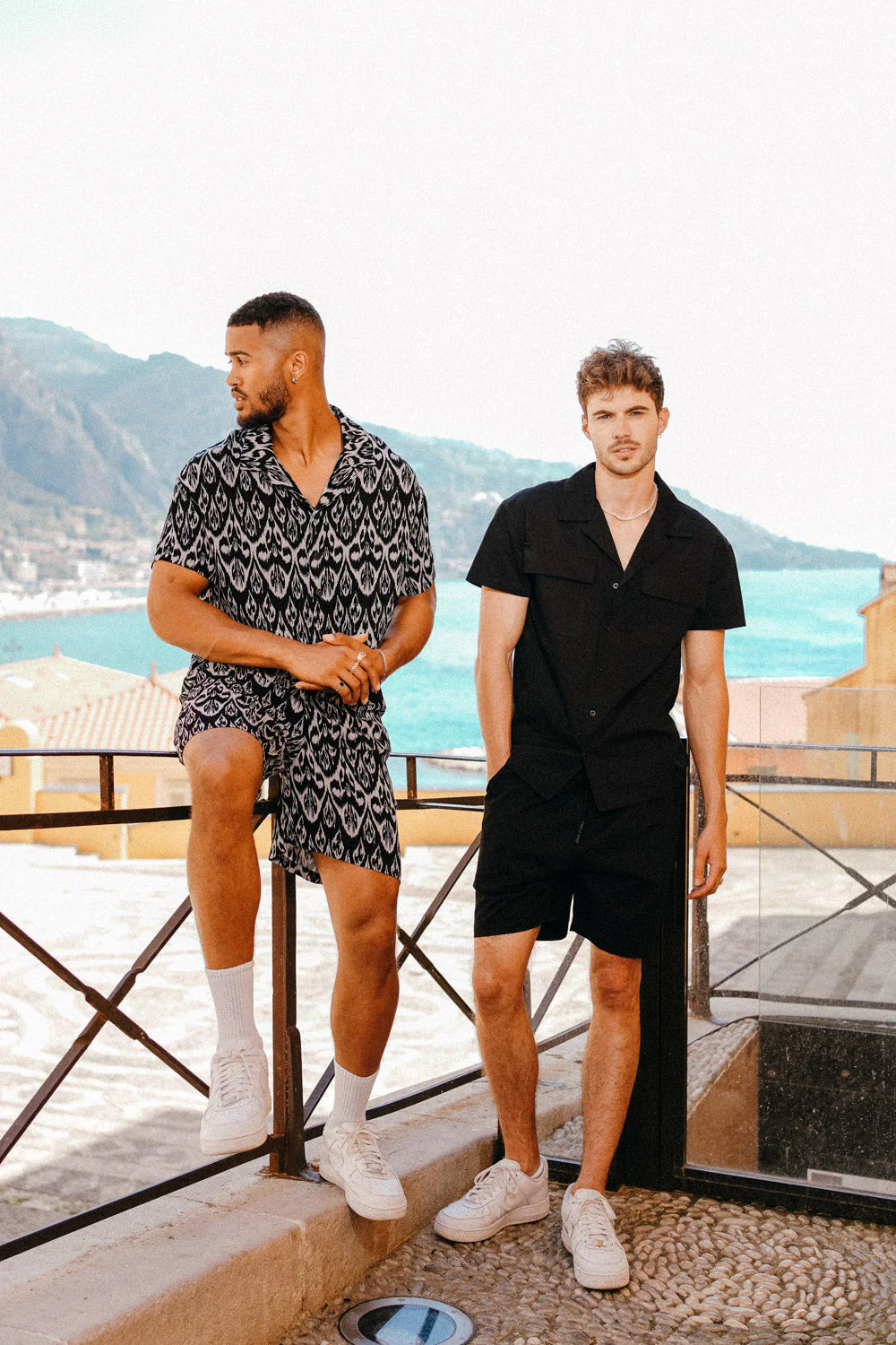 Chemise fluide motif aztèque Noir - Image 6