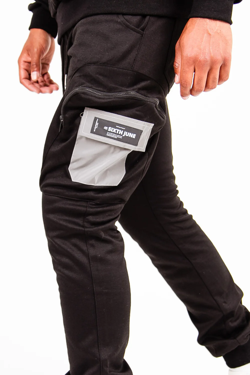 Pantalon jogging cargo réfléchissant noir - Image 4