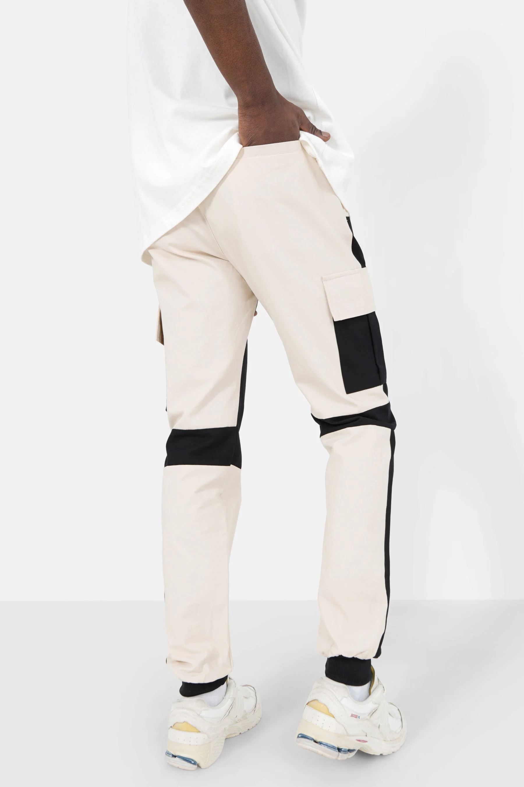 BICOLORED cargo pant - Image 5