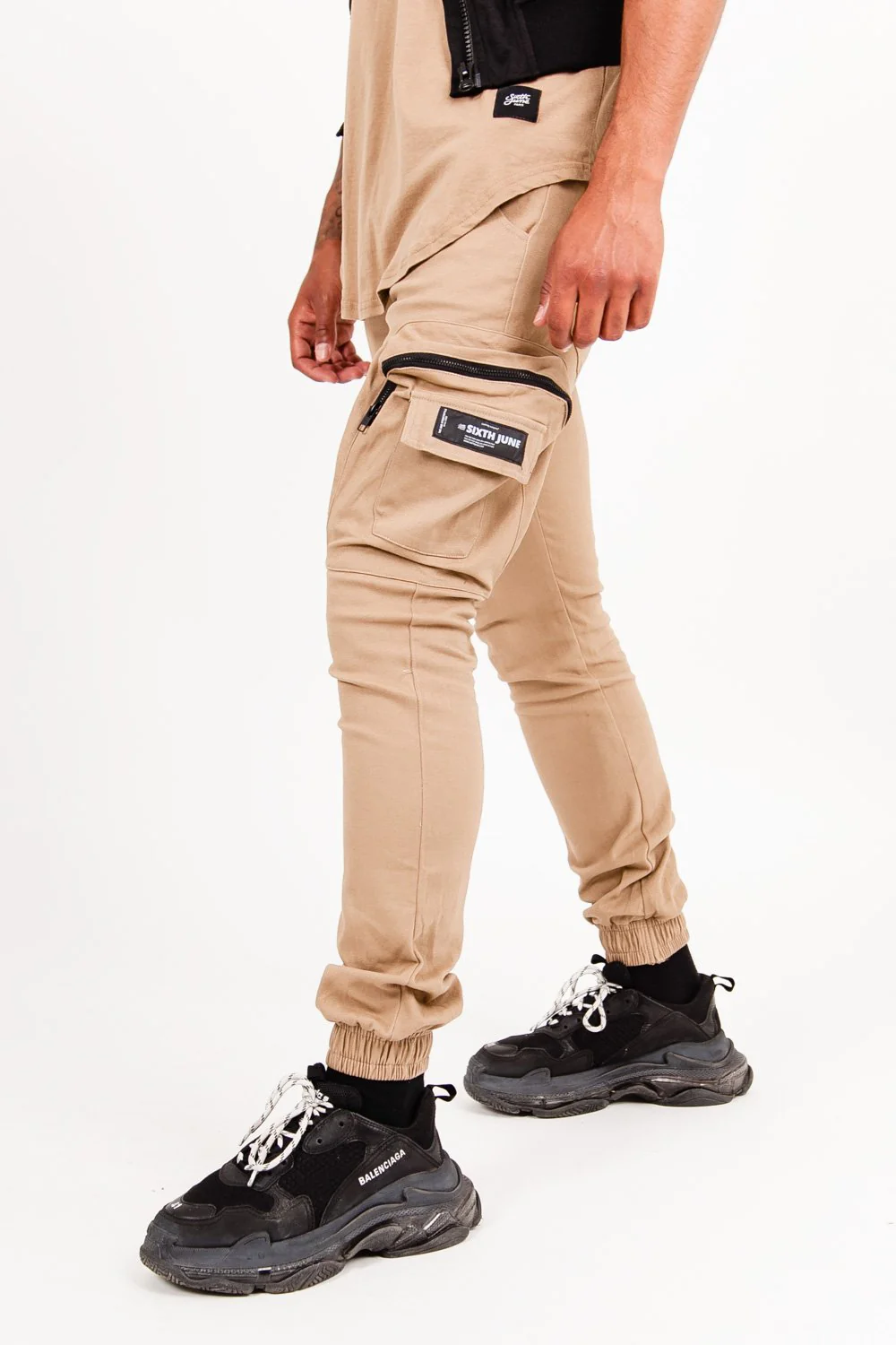 Pantalon poches cargo beige - Image 4