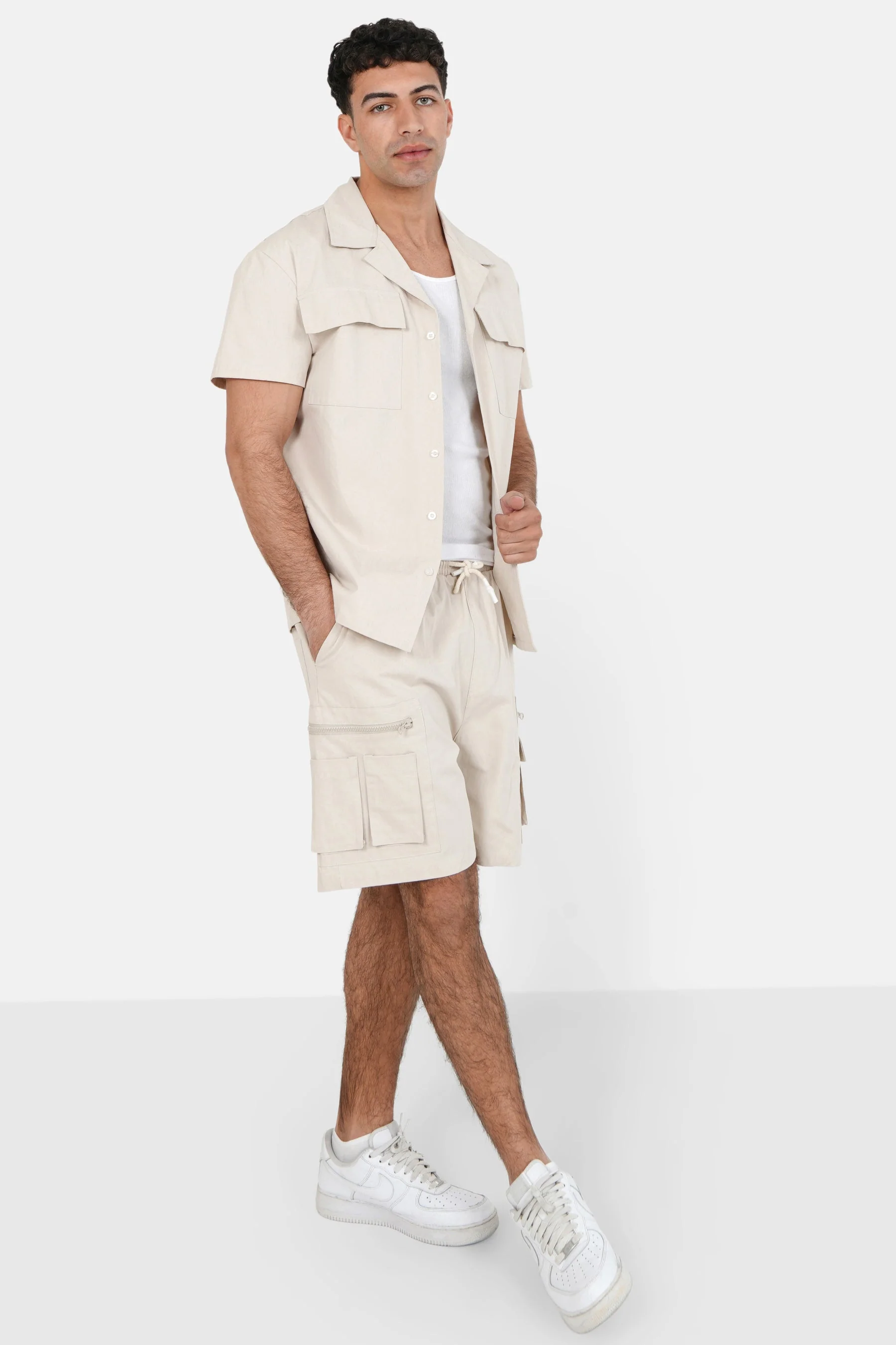 Short utilitaire poches Beige - Image 2