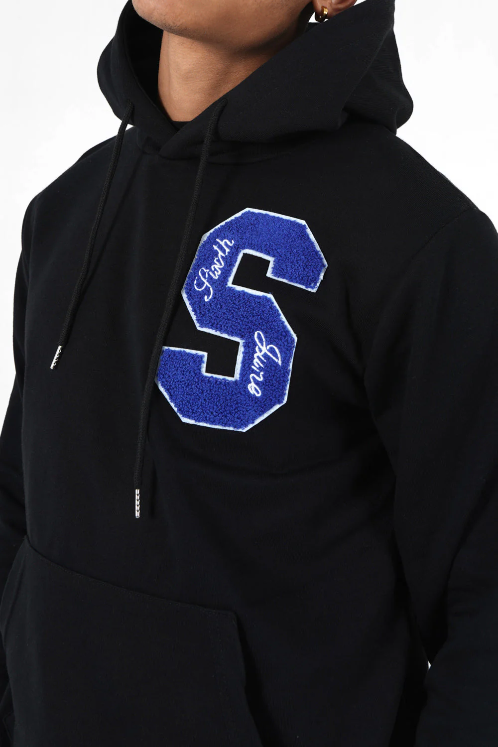 Sweat capuche logo patch université Noir - Image 3