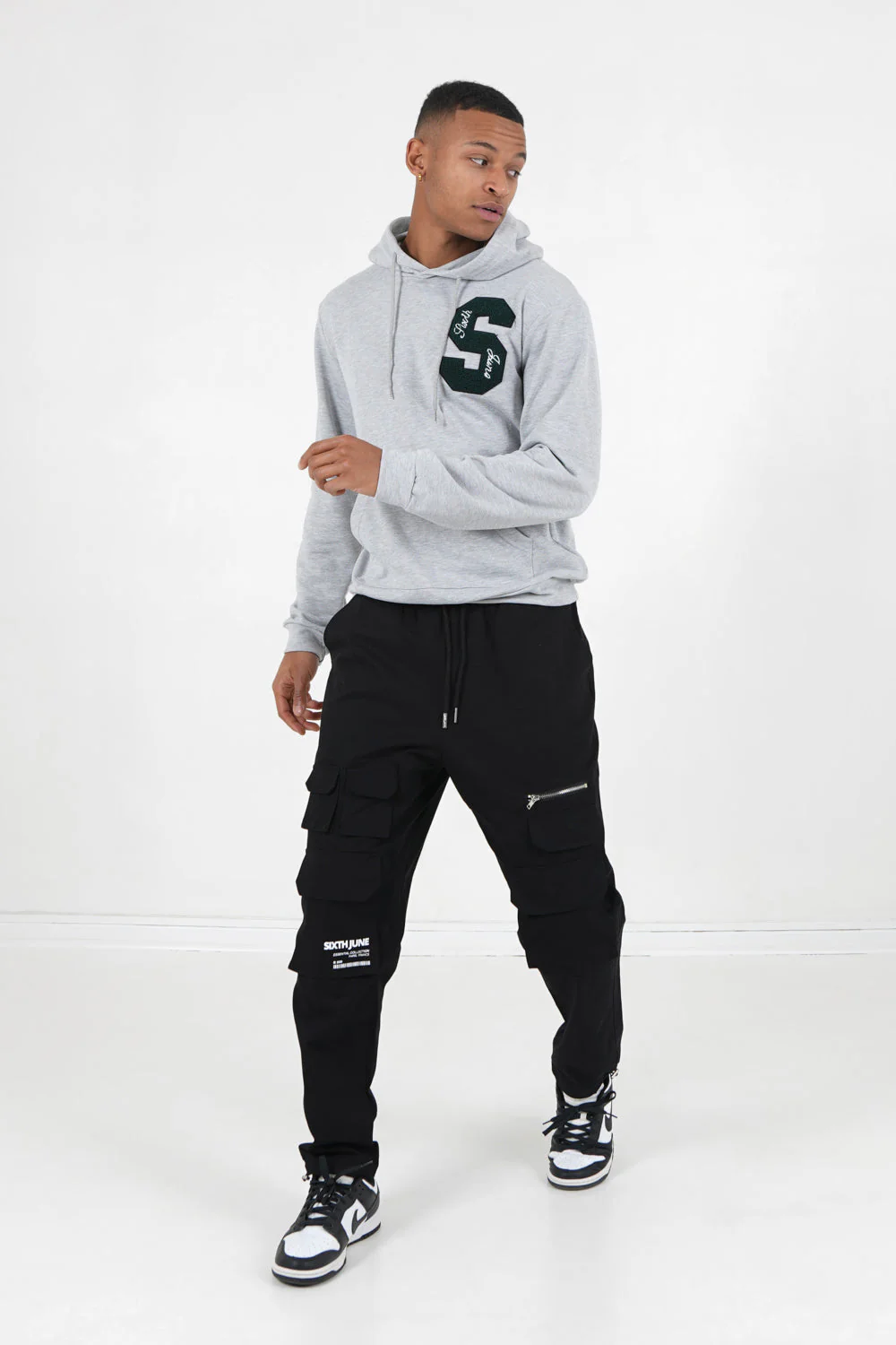 Sweat capuche logo patch université Gris - Image 2