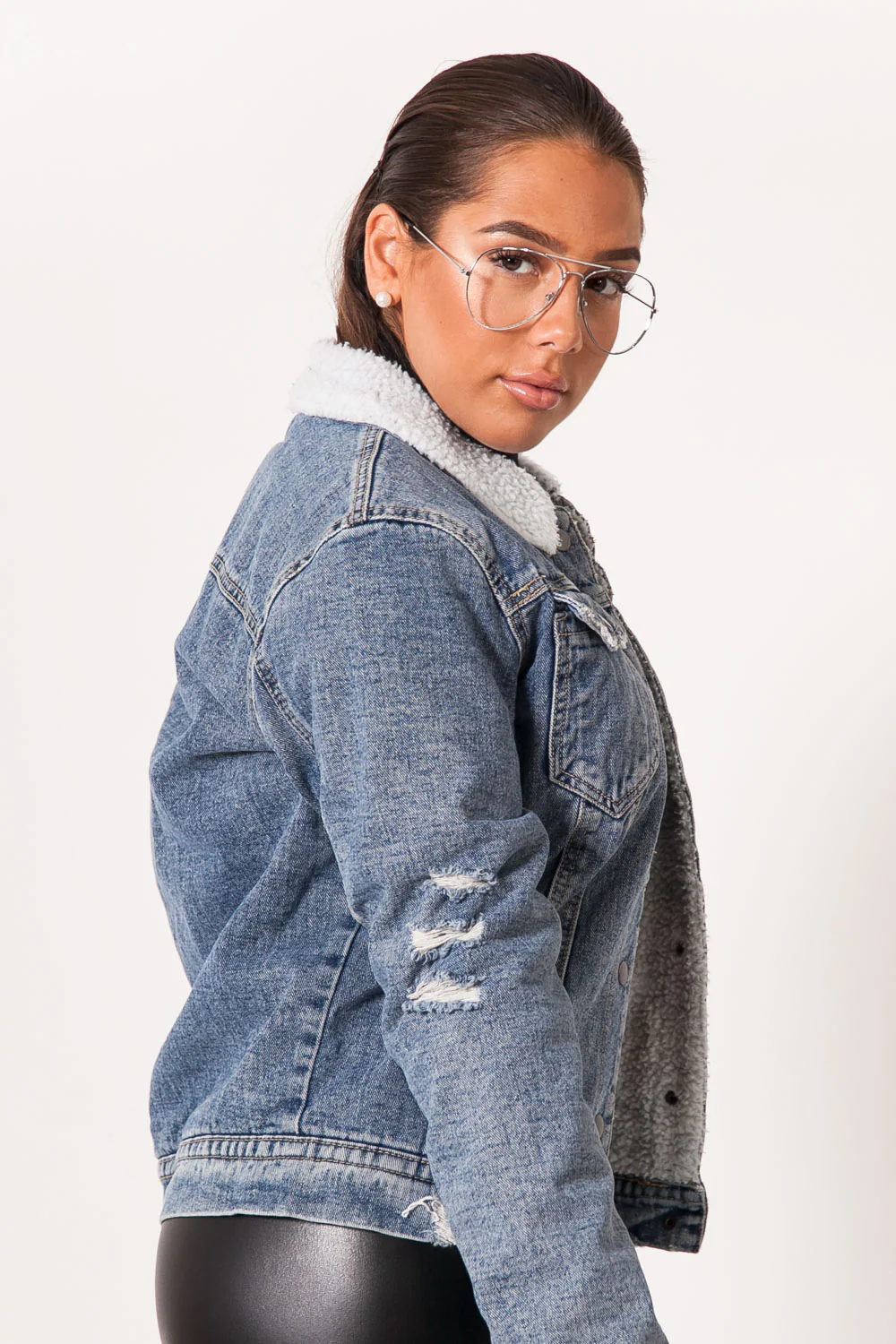 Veste jean sherpa destroy bleu - Image 4