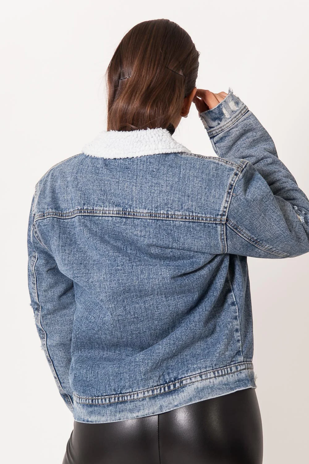 Veste jean sherpa destroy bleu - Image 5