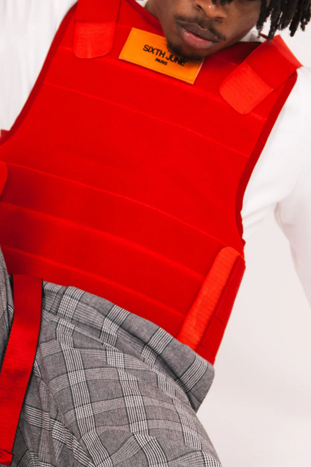 Veste tactique patch rouge - Image 3