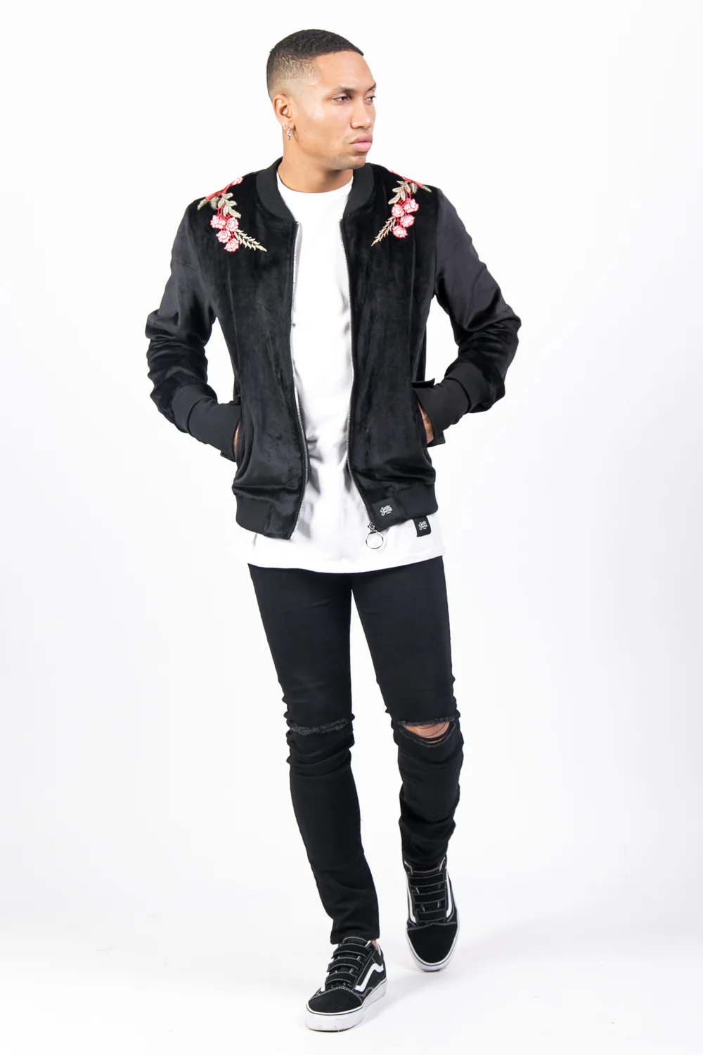 Veste velours broderie roses noir - Image 2