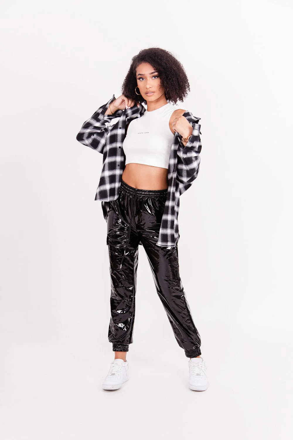 Pantalon jogging vinyle noir - Image 6