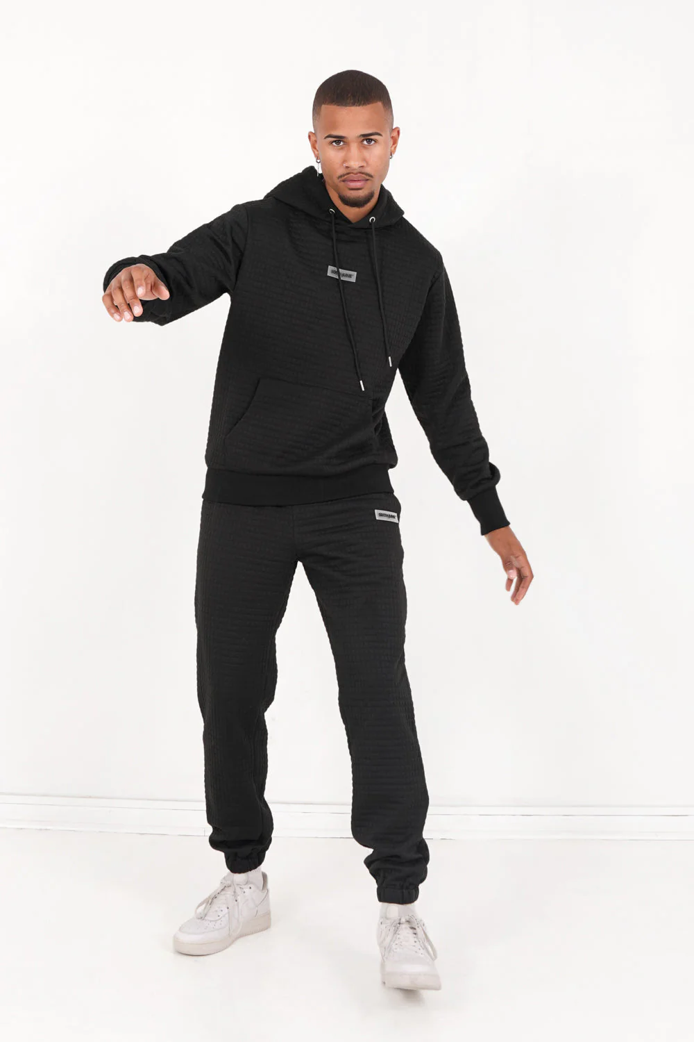 Sweat capuche gaufré Noir - Image 2